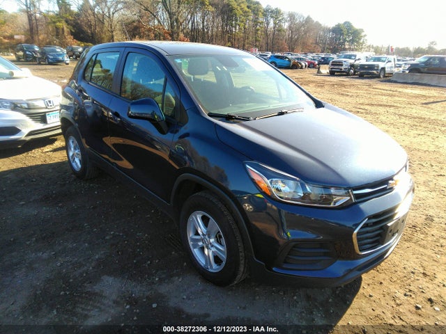 Chevrolet TRAX LS 2018 3GNCJNSBXJL411472 Image 1