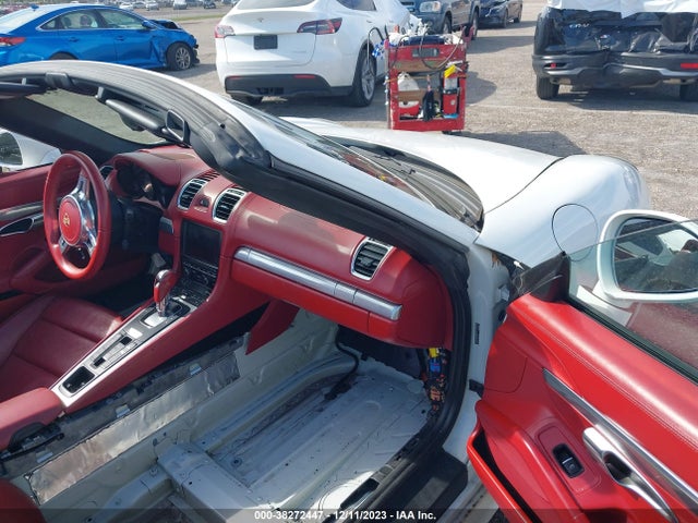 2013 PORSCHE BOXSTER WP0CA2A85DS114743 Photo 4