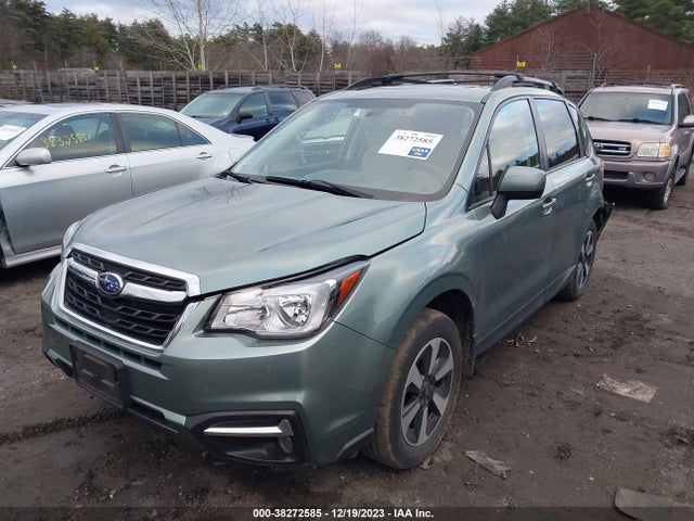 Subaru Forester 2.5i Premium 2018 JF2SJAGC5JH508657 Image 2