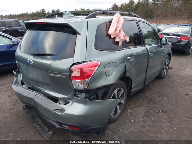 JF2SJAGC5JH508657 Subaru Forester 2.5i Premium
