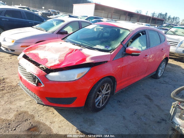 Ford FOCUS SE 2016 1FADP3K23GL352226 Image 2