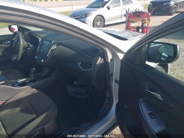 1G1ZB5ST0JF240971 Chevrolet Malibu 1ls