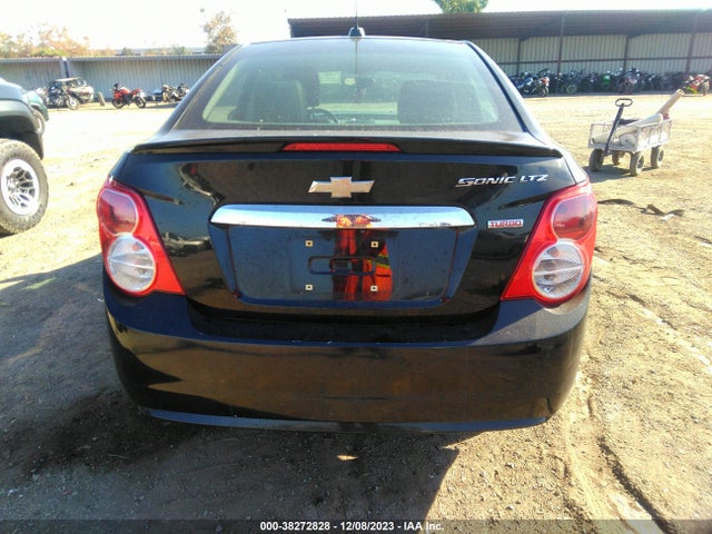 Chevrolet SONIC LTZ 2016 1G1JE5SB1G4156447 Image 16