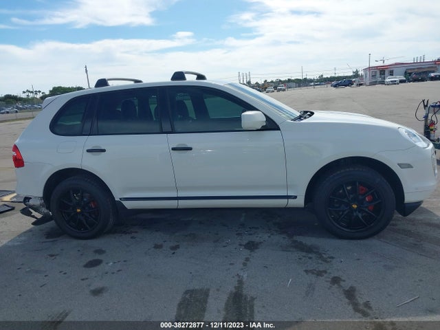 2009 PORSCHE CAYENNE VIN: WP1AA29P29LA04641