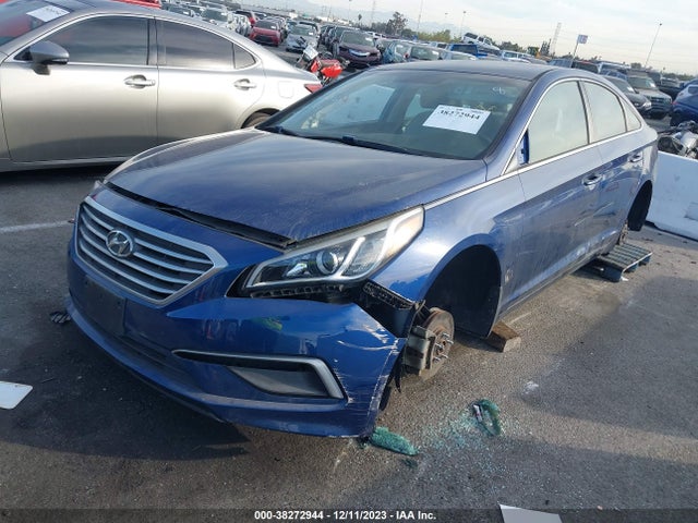 2015 HYUNDAI SONATA 2.4L SE VIN: 5NPE24AF2FH168079