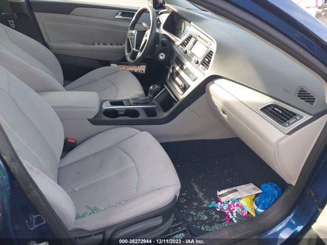 2015 HYUNDAI SONATA 2.4L SE VIN: 5NPE24AF2FH168079