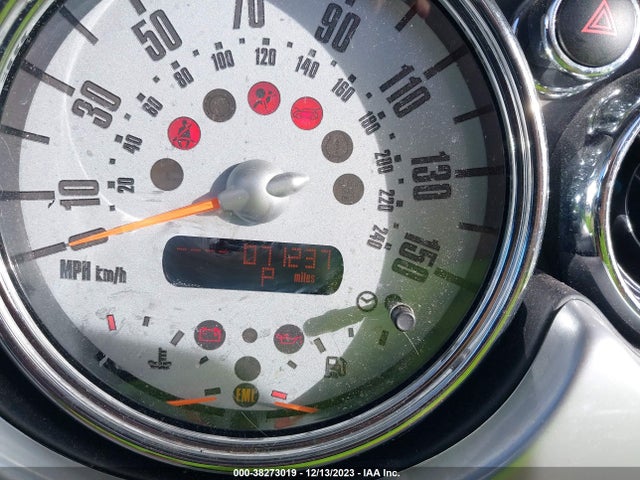 2006 MINI COOPER S WMWRE33576TJ38320 Photo 6