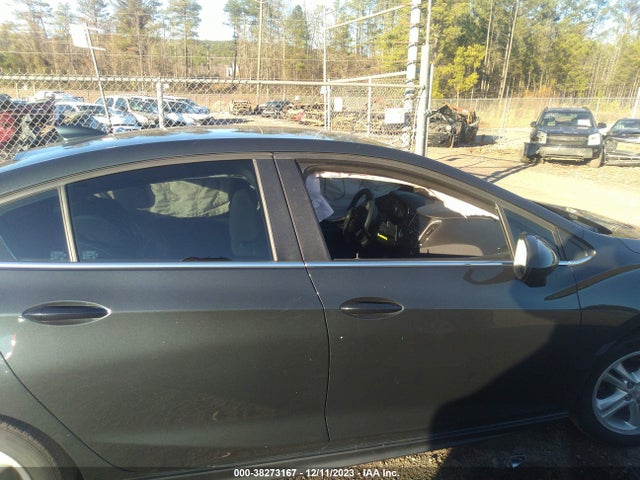 Chevrolet CRUZE LT 2018 1G1BE5SM9J7186078 Image 13