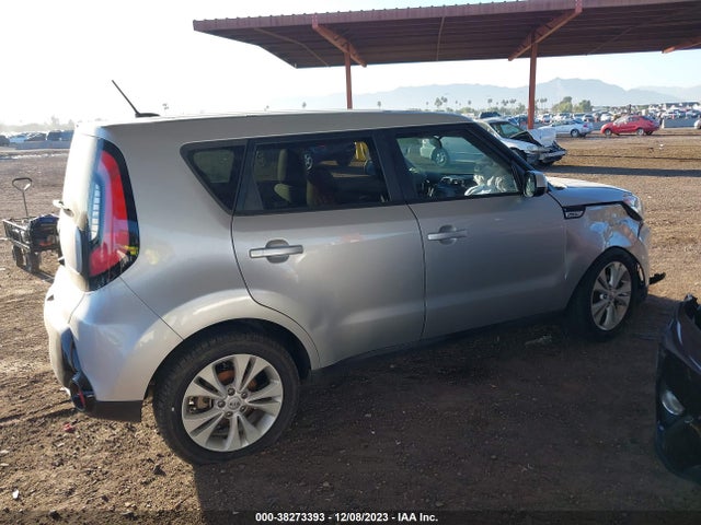 KIA SOUL + 2016 KNDJP3A50G7819748 Image 13