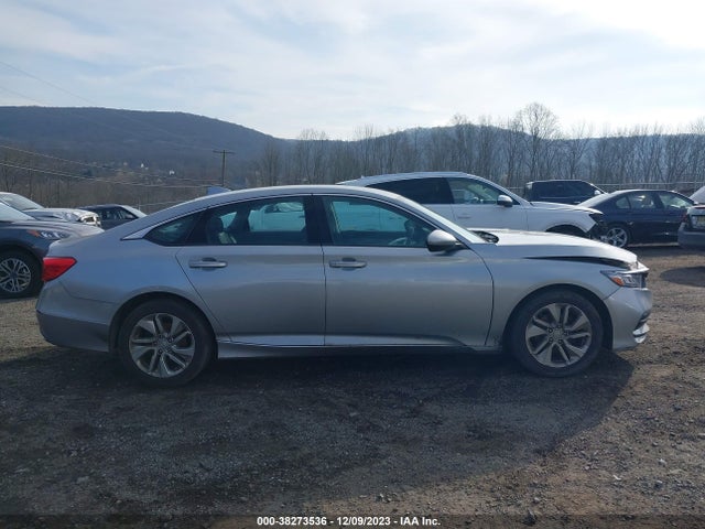 Honda ACCORD LX 2019 1HGCV1F1XKA135909 Image 13