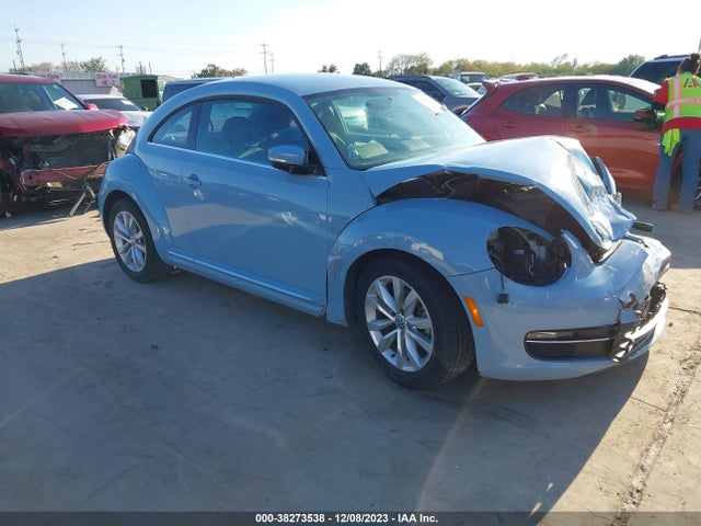 2013 VOLKSWAGEN BEETLE COUPE 3VWJL7AT0DM662528