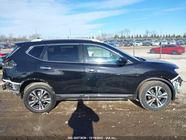 2017 NISSAN ROGUE SL VIN: 5N1AT2MV8HC824377