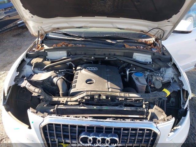 Audi Q5 2.0t Premium 2016 WA1L2AFP4GA118181 Image 10