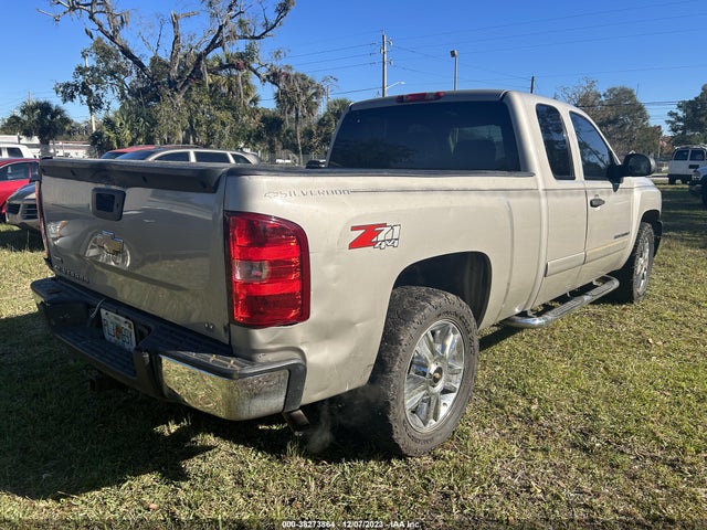 2008 CHEVROLET SILVERADO 1500 LT W/1LT VIN: 1GCEK19018Z200594