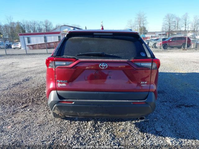 2T3A1RFVXNW312712 Toyota Rav4 Xle Premium