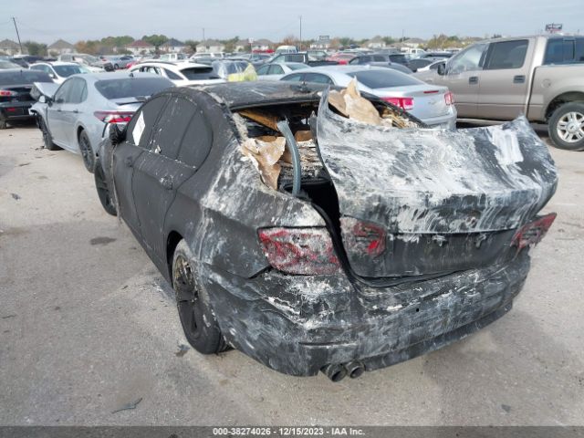 2011 BMW 5 SERIES WBAFR1C56BC741507 Photo 2