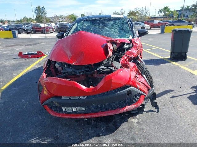 Toyota C-HR XLE 2020 NMTKHMBX1LR107450 Image 12