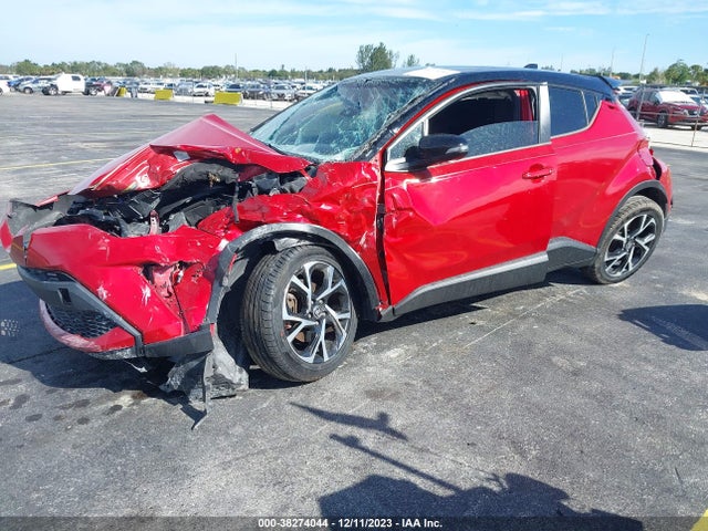 Toyota C-HR XLE 2020 NMTKHMBX1LR107450 Image 2