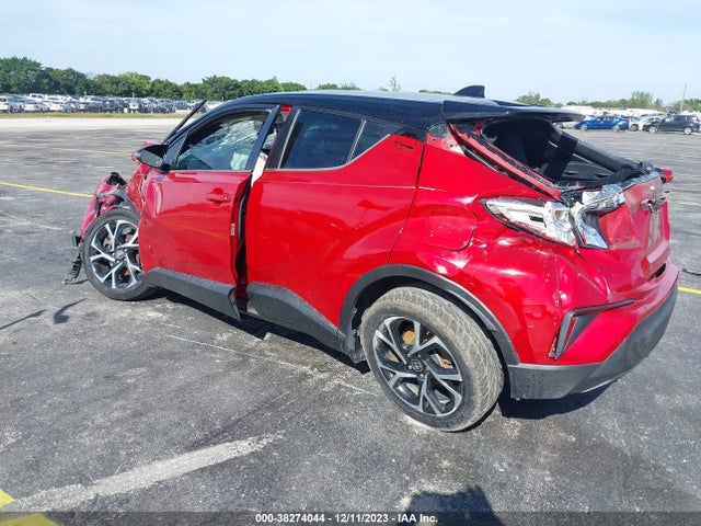 Toyota C-HR XLE 2020 NMTKHMBX1LR107450 Image 3