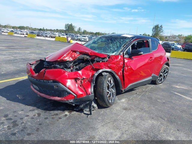 Toyota C-HR XLE 2020 NMTKHMBX1LR107450 Image 6