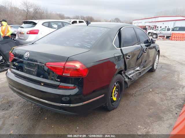 1VWBS7A34GC061118 Volkswagen Passat 1.8t Se