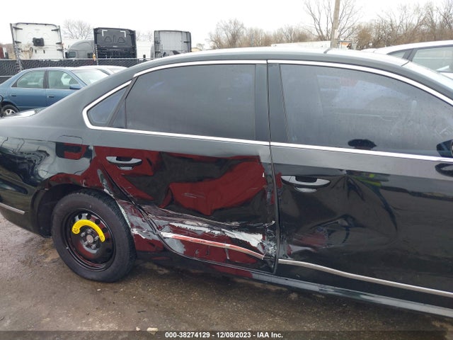 1VWBS7A34GC061118 Volkswagen Passat 1.8t Se