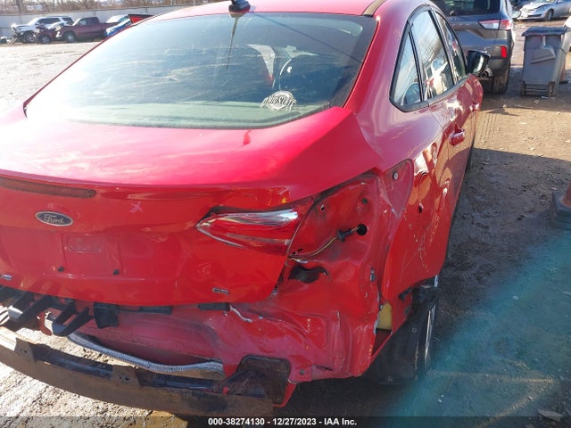 2015 FORD FOCUS SE VIN: 1FADP3F22FL271145