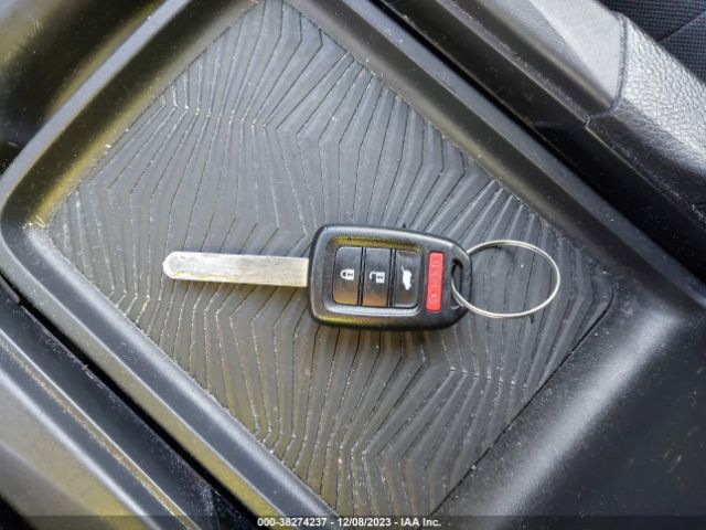 2HKRW6H36JH233635 Honda CR-V LX