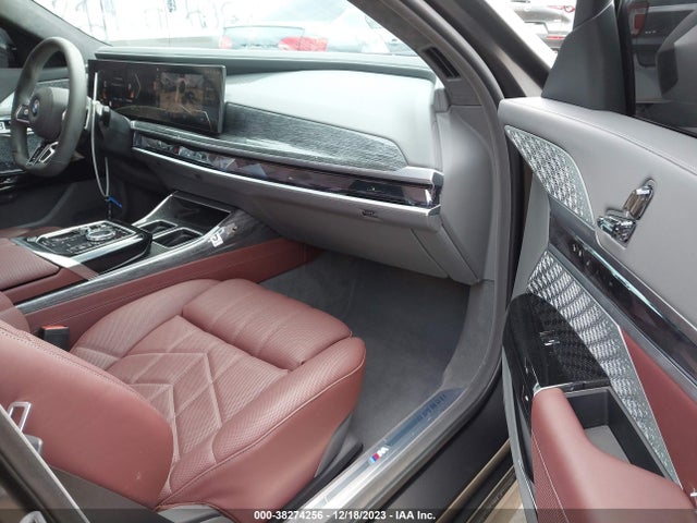 BMW 760i Xdrive 2023 WBA33EJ07PCN58014 Image 5