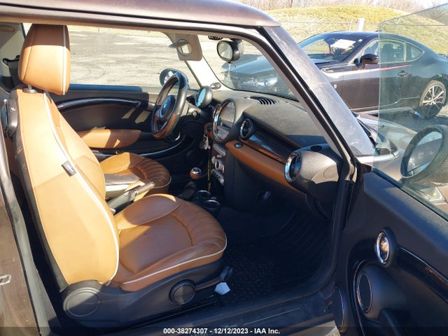 2010 MINI COOPER WMWMF3C57ATU76915 Photo 4