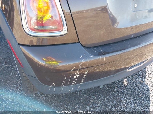 2010 MINI COOPER WMWMF3C57ATU76915 Photo 5