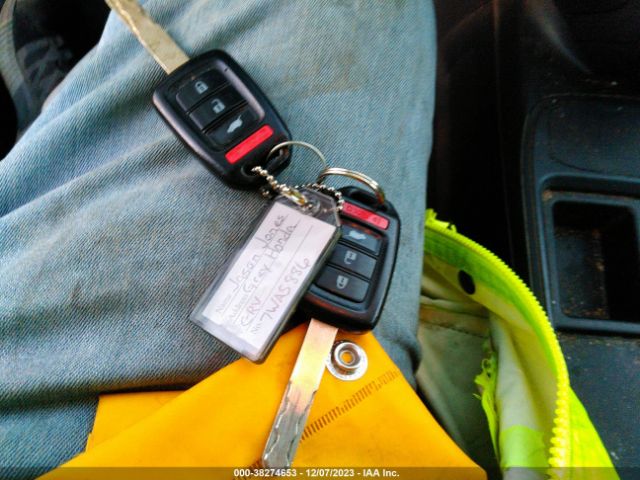 2HKRM4H44GH674062 Honda CR-V SE
