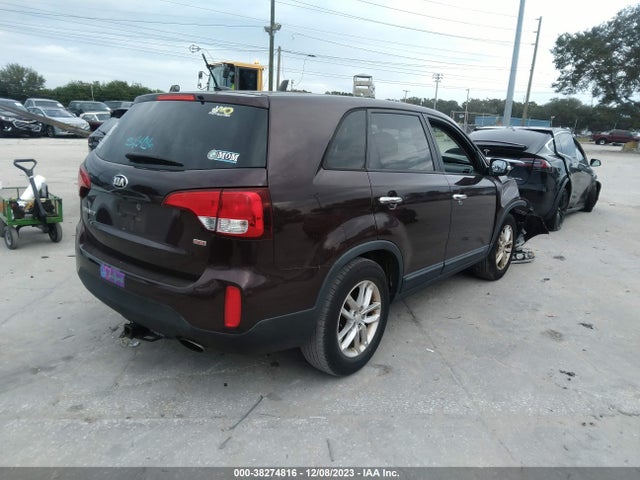 KIA SORENTO LX 2014 5XYKT3A65EG430578 Image 4