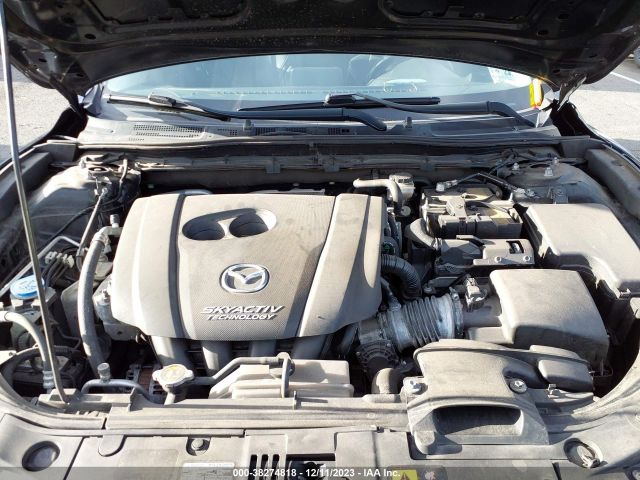 2018 MAZDA MAZDA3 4-DOOR JM1BN1V3XJ1157033 Photo 9