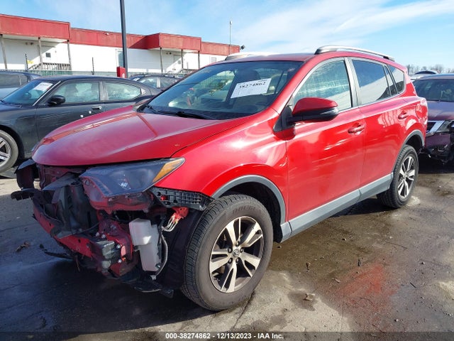 Toyota Rav4 Xle 2016 JTMRFREV8GJ069991 Image 2