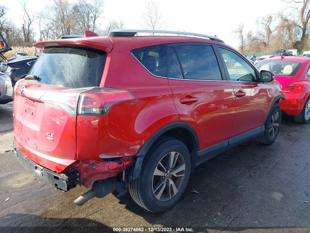 Toyota Rav4 Xle 2016 JTMRFREV8GJ069991 Image 4
