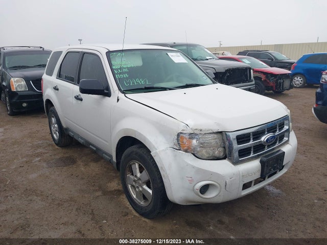 2011 FORD ESCAPE XLS VIN: 1FMCU0C73BKC22982