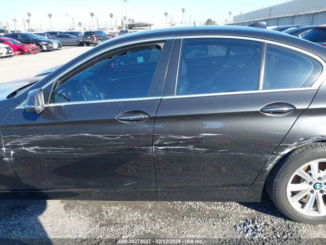 BMW 5 Series 528i 2016 WBA5A5C54GD528132 Image 15