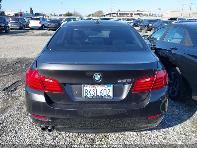 BMW 5 Series 528i 2016 WBA5A5C54GD528132 Image 17