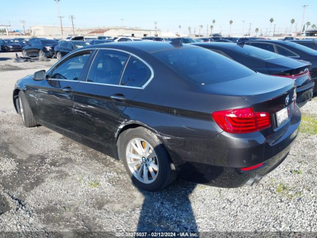 2016 BMW 5 SERIES WBA5A5C54GD528132 Photo 2
