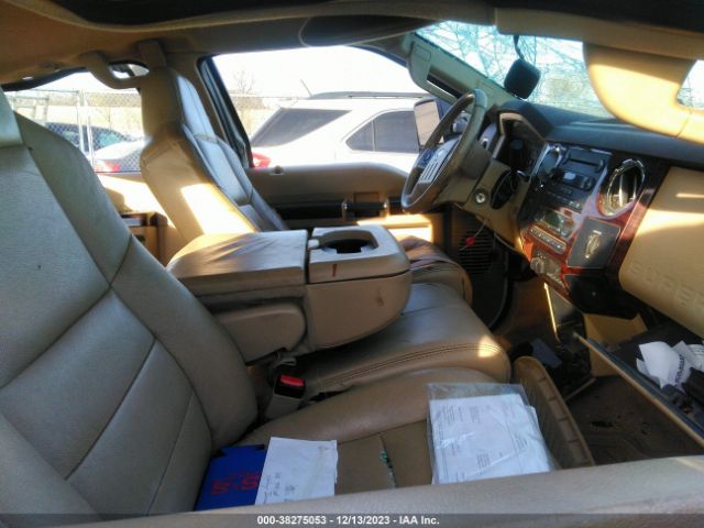 2008 FORD SUPER DUTY F-350 SRW 1FTWW31R88EA44513 Photo 2