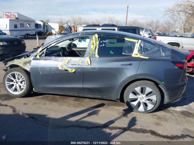 7SAYGDEE5NA022014 Tesla Model Y Long Range