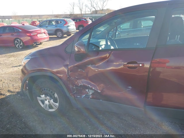 Chevrolet TRAX LS 2017 3GNCJKSB4HL275803 Image 6