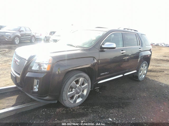 38275644 :رقم المزاد ، 2GKFLZE34D6360642 vin ، 2013 Gmc Terrain Denali مزاد بيع