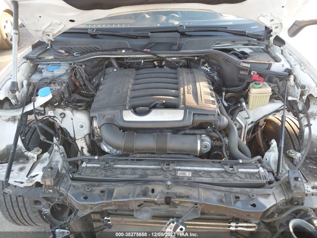 2018 PORSCHE CAYENNE WP1AA2A23JKA01192 Photo 9