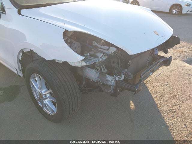 2018 PORSCHE CAYENNE WP1AA2A23JKA01192 Photo 5