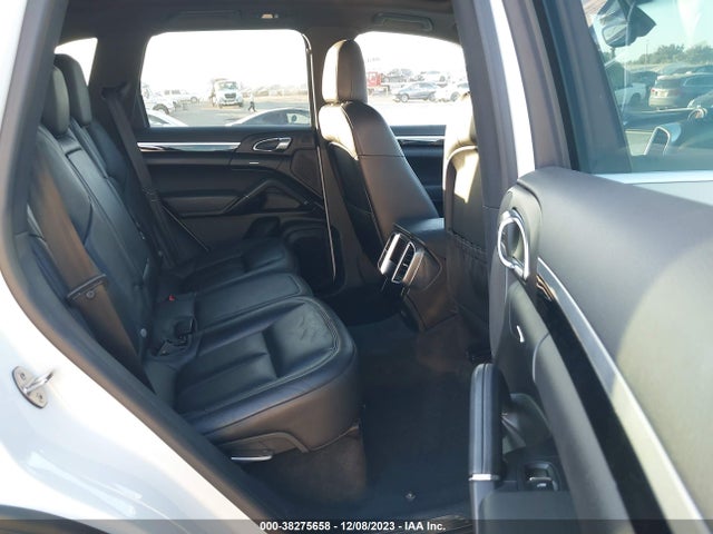 2018 PORSCHE CAYENNE WP1AA2A23JKA01192 Photo 7