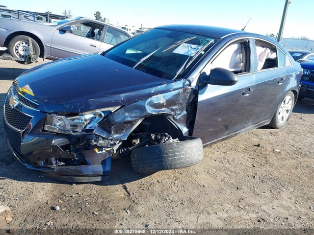 Chevrolet CRUZE LS 2014 1G1PA5SG6E7306128 Image 2