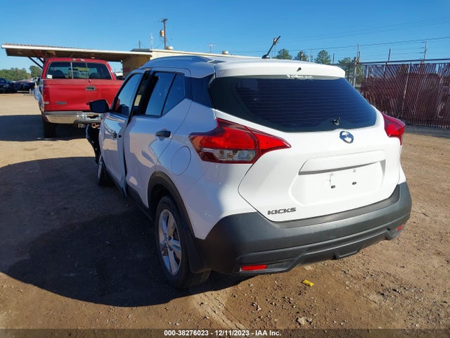 Nissan KICKS S 2019 3N1CP5CU7KL484777 Image 3