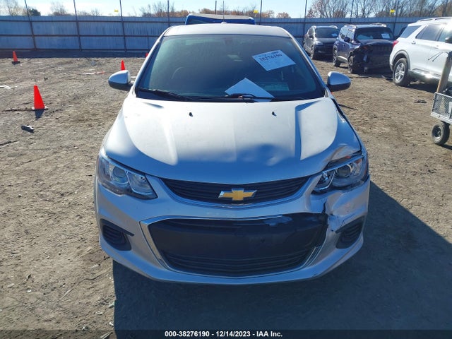Chevrolet Sonic Ls Auto 2017 1G1JB5SH0H4140237 Image 12